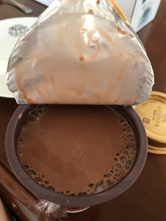 「森永 GODIVA ミルクチョコレート カップ180ml」のクチコミ画像 by まよたん さん