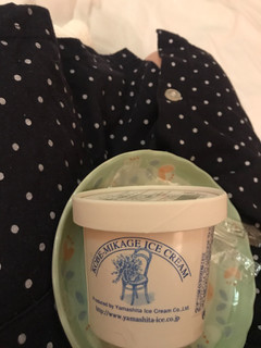 「ヤマシタ 神戸御影アイスクリーム カップ130ml」のクチコミ画像 by ろーずまりー号さん