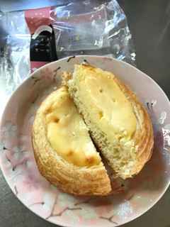 「タカキベーカリー ITSUTSUBOSHI ベイクドチーズケーキ 袋1個」のクチコミ画像 by ポロリさん