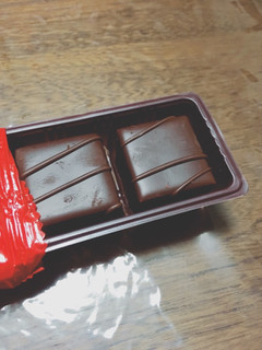 「ブルボン 大人プチ チョコレートケーキ 袋6個」のクチコミ画像 by ゆにょちゃぬさん