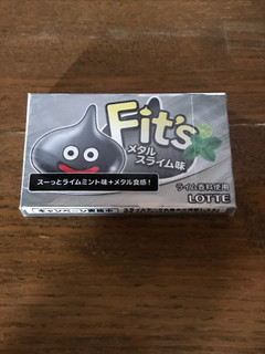 「ロッテ Fit’s メタルスライム味 箱12枚」のクチコミ画像 by ろーずありすさん