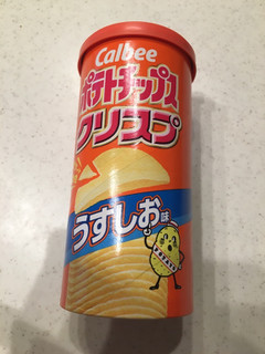 「カルビー ポテトチップスクリスプ うすしお味 Sサイズ 50g」のクチコミ画像 by なしこさん
