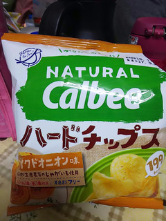 「カルビー Natural Calbee ハードチップス ベイクドオニオン味 袋40g」のクチコミ画像 by ゆららんさん