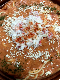 「セブン-イレブン ソースたっぷり！蟹のトマトクリームパスタ」のクチコミ画像 by ピンクねこさん