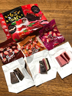 「チロル チロルチョコ いちごがいっぱい 袋7個」のクチコミ画像 by ポロリさん
