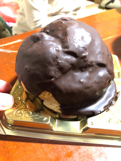 「ローソン シュー・ア・ラ・クレーム 生チョコクリーム」のクチコミ画像 by ﾆﾁｶさん