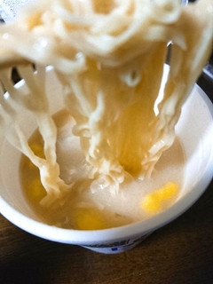 「日清食品 カップヌードル ナイス 濃厚！ クリーミーシーフード カップ57g」のクチコミ画像 by つの丸さん