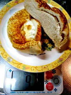 「Pasco 国産小麦の白いチーズパン 袋1個」のクチコミ画像 by minorinりん さん