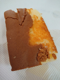 「ファミリーマート 発酵バター香るふんわりケーキ」のクチコミ画像 by SANAさん