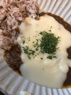 「S＆B みのりんごチーズキーマカレー 箱200.1g」のクチコミ画像 by あっちゅんちゃんさん