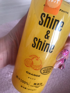 「SHINE＆SHINE オレンジジュース 350ml」のクチコミ画像 by SweetSilさん