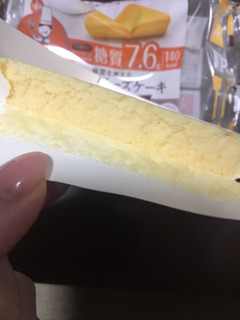 「モンテール スイーツプラン 糖質を考えたベイクドチーズケーキ 袋1個」のクチコミ画像 by aiponさん