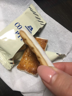 「森永製菓 ココナッツパイ 箱2枚×6」のクチコミ画像 by aiponさん