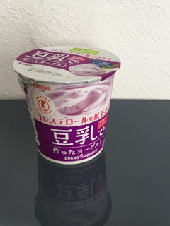 「ソヤファーム 豆乳で作ったヨーグルト ブルーベリー カップ110g」のクチコミ画像 by たるるさん