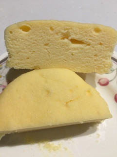 「ヤマザキ 世界をおいしく食べよう クリームチーズ蒸しケーキ 袋1個」のクチコミ画像 by まるちゃーんさん