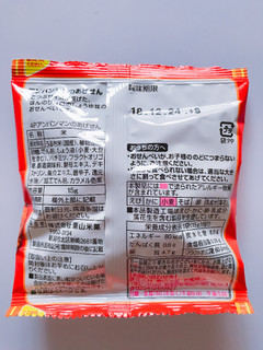 「栗山米菓 アンパンマンのあげせん 袋15g×4」のクチコミ画像 by レビュアーさん