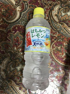 「サントリー はちみつレモン＆サントリー天然水 ペット540ml」のクチコミ画像 by ゆきチョコさん