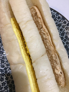 「ヤマザキ 二色サンド マロンホイップ＆おいもホイップ 袋1個」のクチコミ画像 by まるちゃーんさん