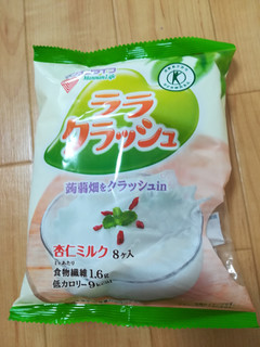「マンナン 蒟蒻畑 ララクラッシュ 杏仁ミルク 袋24g×8」のクチコミ画像 by maki01さん