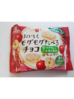 「森永製菓 おいしくモグモグたべるチョコ りんご 袋30g」のクチコミ画像 by リぃさんさん