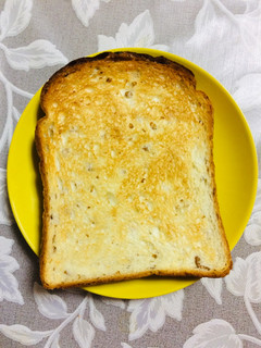 「タカキベーカリー ライ麦トースト 袋3／6枚」のクチコミ画像 by ラスクさん