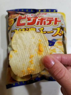 「カルビー ピザポテト コク濃チーズ味 袋60g」のクチコミ画像 by リぃさんさん