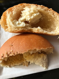 「ローソン NL ブランのサラダチキンマヨネーズパン 2個入」のクチコミ画像 by ポロリさん