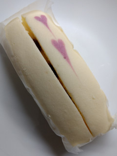 「リョーユーパン レアチーズケーキ蒸し 袋1個」のクチコミ画像 by 恩ちゃん猫さん