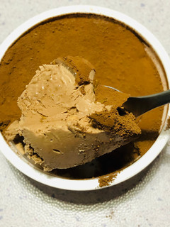 「セブン-イレブン マックス ブレナー チョコレートキャラメルMOCHIアイスクリーム 袋115ml」のクチコミ画像 by ばけがくさん