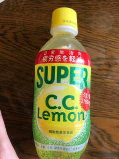 「サントリー スーパーC.C.レモン ペット350ml」のクチコミ画像 by ちぴちぴさん