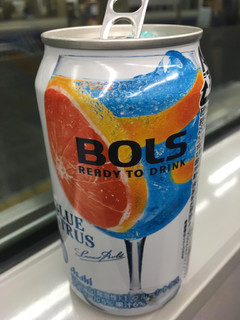 「ボルス BOLS Ready To Drink ブルーシトラス 缶350ml」のクチコミ画像 by ビールが一番さん
