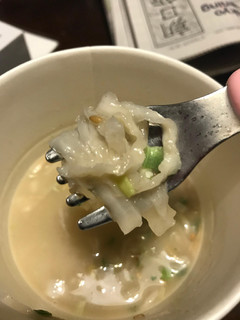 「アサヒ おどろき麺0 しじみ塩とんこつ麺」のクチコミ画像 by importさん