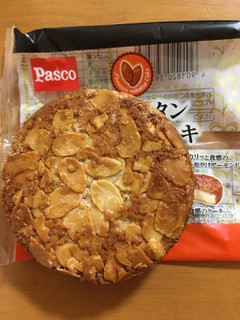 「Pasco フロランタンみたいなケーキ 袋1個」のクチコミ画像 by ぷりん姫さん