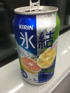 「KIRIN 氷結 グレープフルーツ 缶350ml」のクチコミ画像 by ビールが一番さん