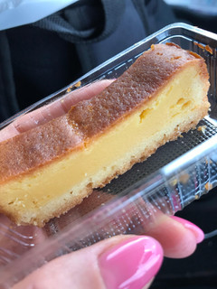 「セブンカフェ ベイクドチーズケーキ 袋2個」のクチコミ画像 by あっちゅんちゃんさん