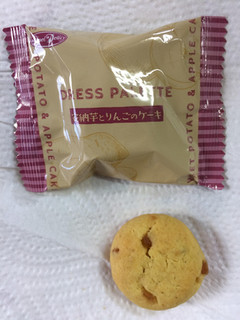 「正栄デリシィ ドレスパレット 安納芋とりんごのケーキ 袋54g」のクチコミ画像 by SANAさん