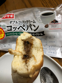 「ヤマザキ ダブルコーヒークリーム コッペパン 袋1個」のクチコミ画像 by kina子いもさん