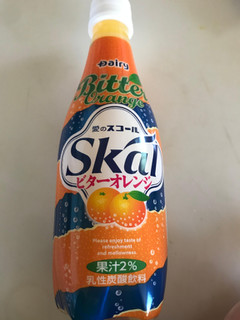 「Dairy 愛のスコール ビターオレンジ ペット410ml」のクチコミ画像 by ちぴちぴさん