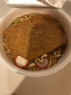 「セブンプレミアム きつねうどん カップ100g」のクチコミ画像 by ちぴちぴさん