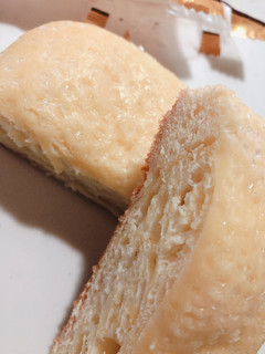 「ヤマザキ 十勝産バターのパン 袋1個」のクチコミ画像 by さとうとこむぎこさん