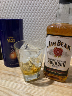 「サントリー JIM BEAM 瓶700ml」のクチコミ画像 by SweetSilさん