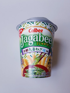 「カルビー Jagabee 京都九条ねぎ塩味 カップ38g」のクチコミ画像 by MAA しばらく不在さん