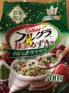 「カルビー フルグラ 抹茶あずき味 袋700g」のクチコミ画像 by あんこ1116さん