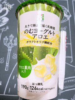 「セブンプレミアム 生きて腸まで届く乳酸菌 のむヨーグルト アロエ カップ190g」のクチコミ画像 by なしなしなしなしさん