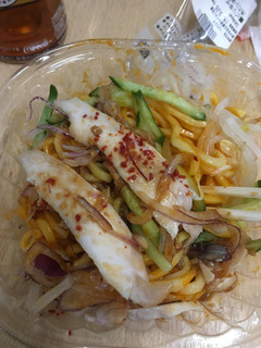 「セブン-イレブン ピリ辛ダレで食べる！冷たい鶏まぜそばミニ」のクチコミ画像 by カルーアさん