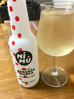 「NIMU スパークリング ホワイト サングリア 瓶275ml」のクチコミ画像 by ビールが一番さん