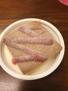「赤城 ミニケーキオンアイス ショートケーキ風 カップ110ml」のクチコミ画像 by 百花蜜さん