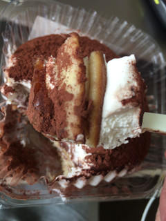 「ローソン ティラミス仕立てのクリームパンケーキ」のクチコミ画像 by グンマーなっちんさん