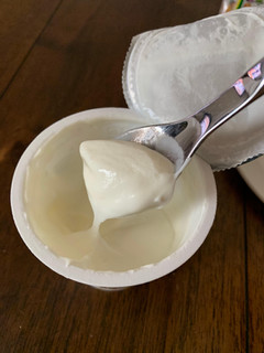 「毎日牛乳 まるでクリームチーズのようなヨーグルト プレーン カップ90g」のクチコミ画像 by あっちゅんちゃんさん