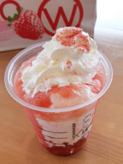 「スターバックス ＃STRAWBERRYVERYMUCHFRAPPUCCINO＿＿RED」のクチコミ画像 by MAA しばらく不在さん